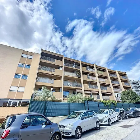 Jolie 2p En Rdj Avec Piscine Et Parking * Καν-συρ-Μερ