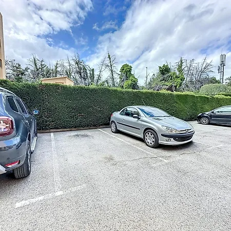 Διαμέρισμα Jolie 2p En Rdj Avec Piscine Et Parking *