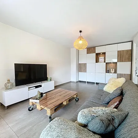Jolie 2p En Rdj Avec Piscine Et Parking Διαμέρισμα