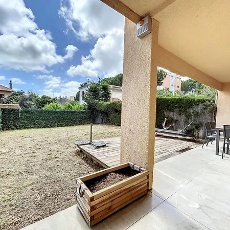 Διαμέρισμα Jolie 2p En Rdj Avec Piscine Et Parking *